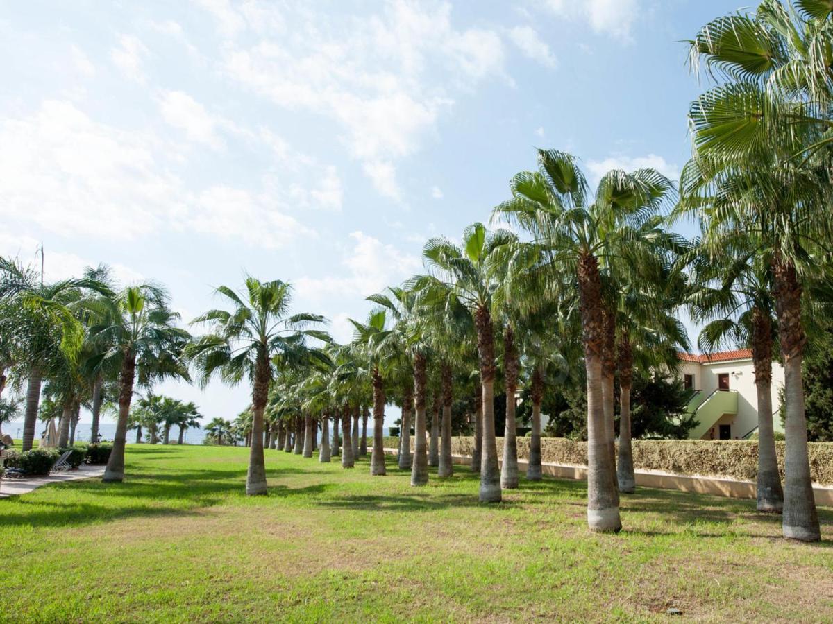 Anmaria Beach Hotel Ayia Napa Exterior photo